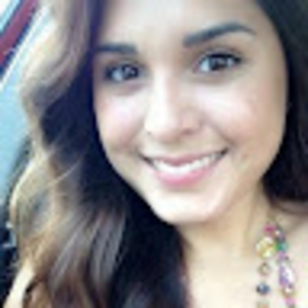 Meet your Posher, Alejandra